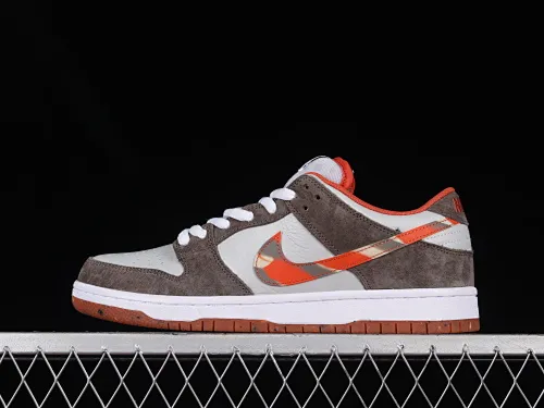All categories Nk SB Dunk series Nk SB Dunk Low low-top sneakers C version Crushed Skate Shop x Nk SB Dunk Low graffiti wall joint model SB low-top sports and leisure sneakers DH7782-001